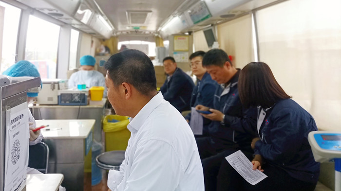 沈陽(yáng)航空產(chǎn)業(yè)集團(tuán)組織員工開(kāi)展“獻(xiàn)熱血、踐初心”無(wú)償獻(xiàn)血活動(dòng)